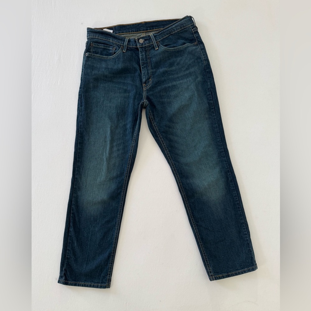 Levis 541 Men’s Athletic Taper Fit Stretch Jean Size 34 X 31 Color Blue